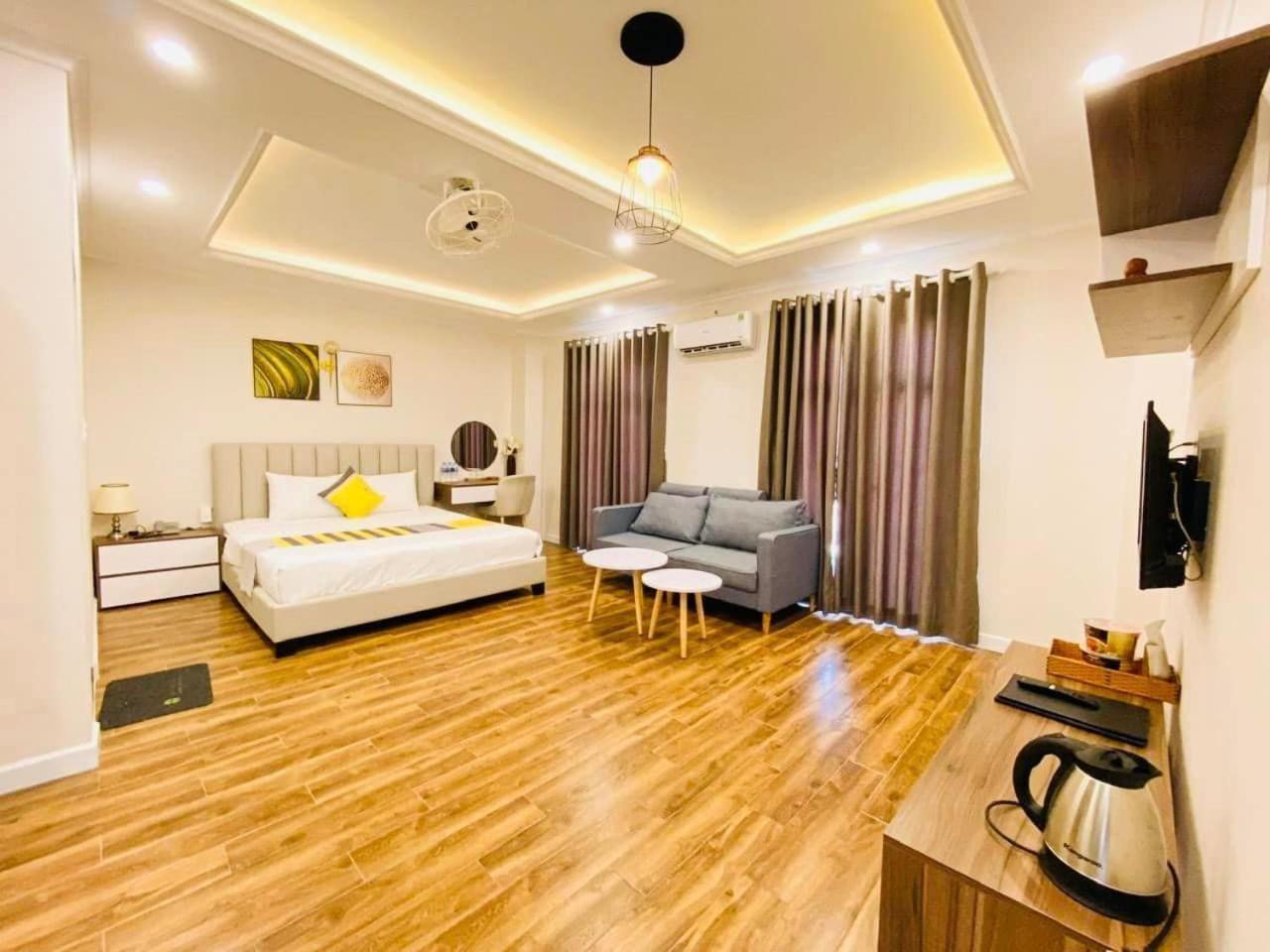 Khach San The One Hotel 1 Ca Mau Exterior photo